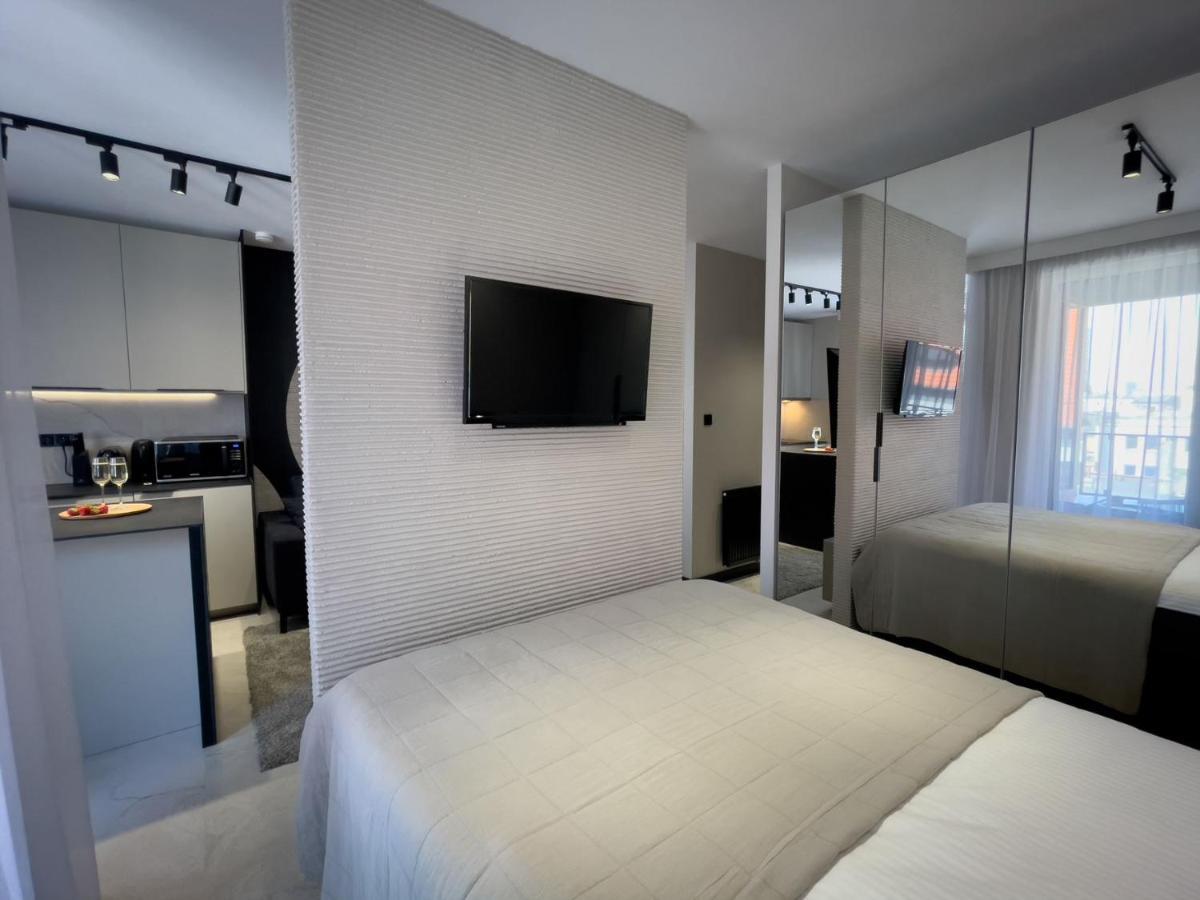 Urban Apartments Premium, Opolska 10 No 89, Free Garage, Self Check-In カトヴィツェ エクステリア 写真